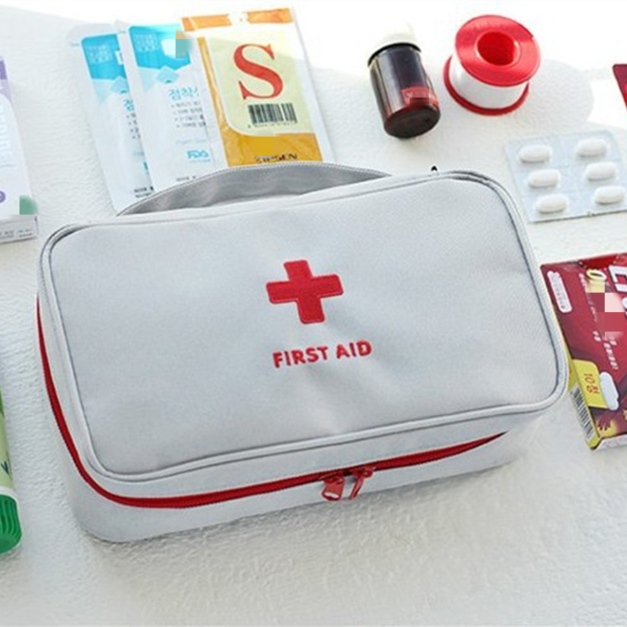 Health Medicine First Aid Kit  - First Aid Bag Kit のレビューと価格